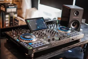 Thiết bị DJ