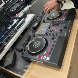 Bàn DJ Numark Mixstream Pro Plus