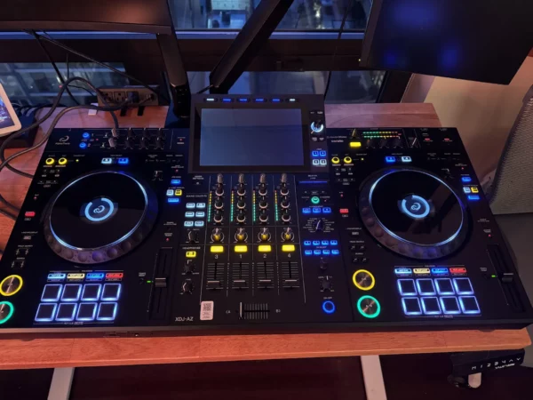 Bàn DJ Pioneer XDJ ZX - Hình ảnh 2