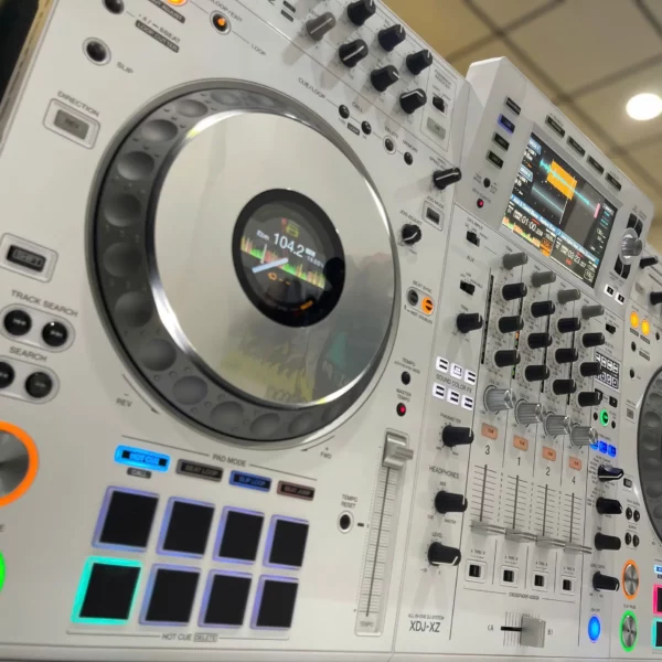 Bàn DJ Pioneer XDJ-XZ-W - Hình ảnh 6