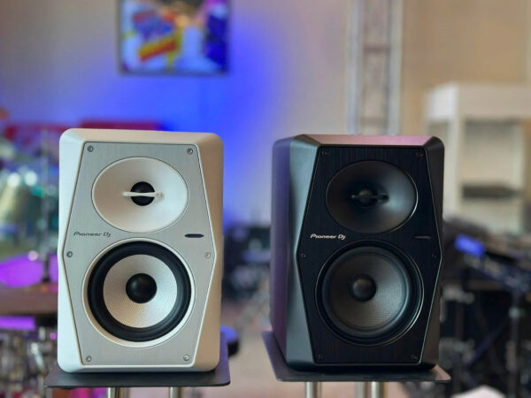 Loa Kiểm Âm Pioneer DJ VM-70