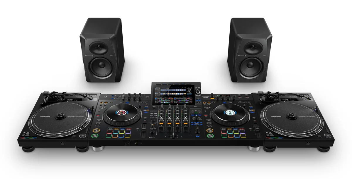 AlphaTheta Bàn DJ AlphaTheta XDJ-AZ chính hãng