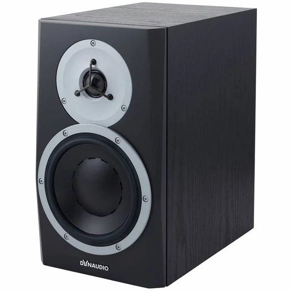 Loa kiểm âm Dynaudio BM5 mkIII trong phòng thu