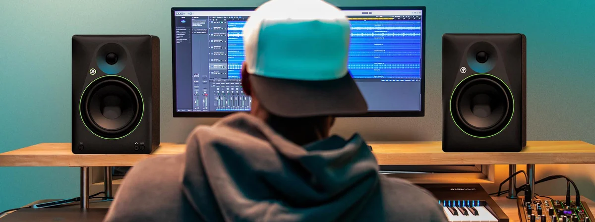 Loa kiểm âm Mackie CR8BT chính hãng