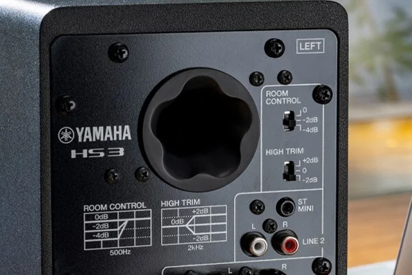 Loa kiểm âm Yamaha HS3 chính hãng