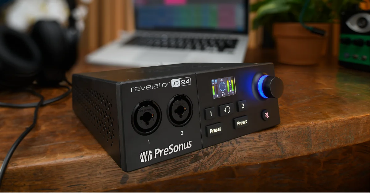 Soundcard PreSonus Revelator io24 trong phòng thu