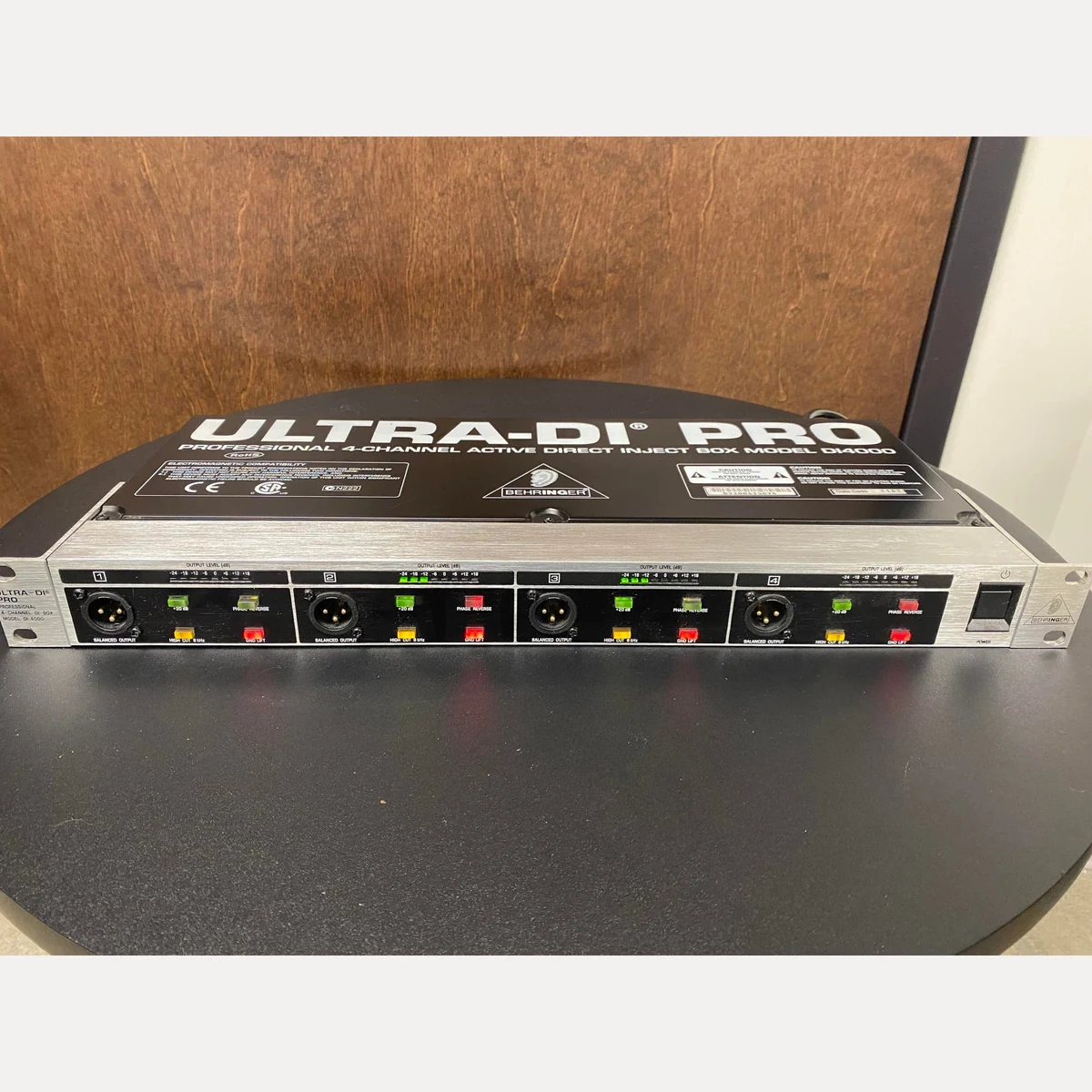 Behringer BỘ XỬ LÝ TÍN Hiệu Behringer Di4000 chính hãng